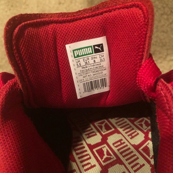 red puma gum sole